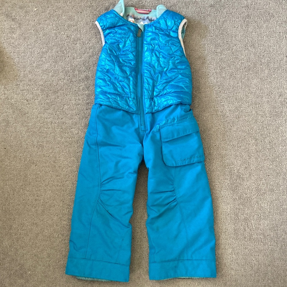 Obermeyer I-Grow blue snow/ski suit, Sz 4.